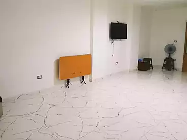 Apartments For sale in El Warsha St., El Hanouvel, 90 sqm