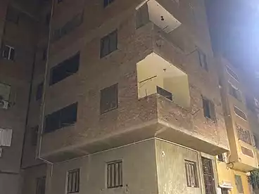 Building For sale in Neighbourhood 4, 15th of May, 85 sqm