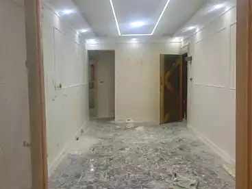 Apartments For sale in El Kholafaa El Rashdeen St., El Hanouvel, 120 sqm