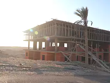 للبيع في منتجع ايكونك - امبرور، منتجعات الغردقة، 92 متر