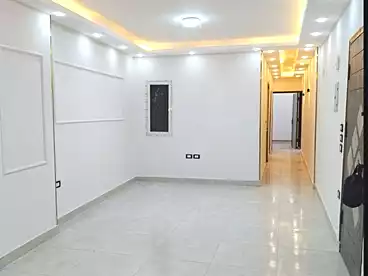 شقق للبيع في اللبيني، فيصل، 100 متر