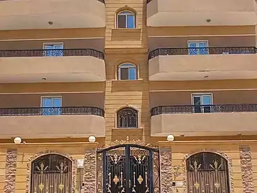 عقارات للبيع في شارع السنترال، المجاورة الأولى، 140 متر