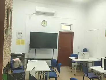 مكاتب للإيجار في ميدان بيروت، الكوربة، 350 متر