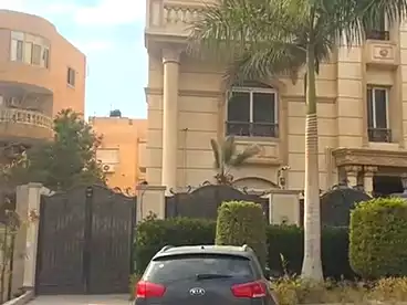 عقارات للبيع في شارع ليلي مراد، الياسمين 5، 235 متر