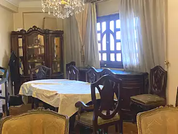 شقق للبيع في شارع مصدق، الدقي، 160 متر