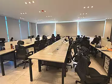in Concord Plaza Mall, Compounds in New Cairo, 500 sqm