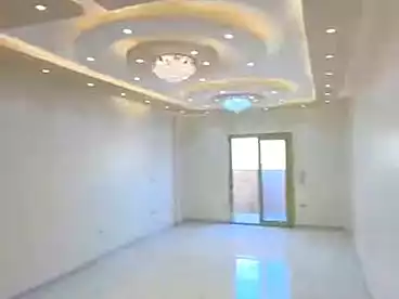 Apartments For sale in Rael St., Manshiet Ain Helwan, 185 sqm