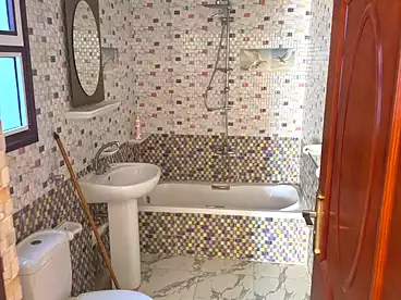 Apartments For sale in El Hanouvel, Al Agamy, 300 sqm