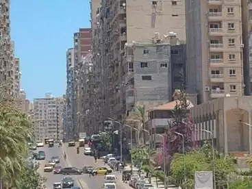 شقق للبيع في شارع محمود العيسوي، ميامي، 150 متر
