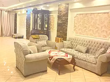 Apartments For sale in El-Gaish Rd, Camp Cesar, 280 sqm