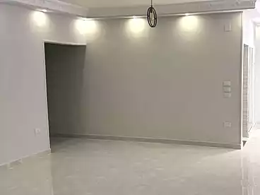 شقق للبيع في شارع شبرا، الساحل، 120 متر