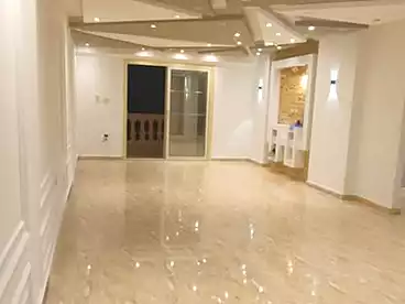 شقق للبيع في شارع الاربعين، بيانكي، 160 متر