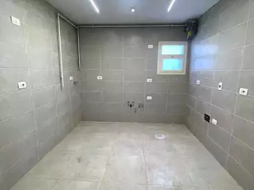 Apartments For sale in Suleiman al-Halabi St., El Banafsag 11, 220 sqm