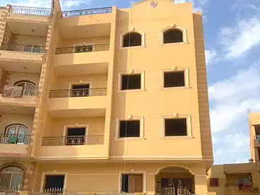 مباني للبيع في حي النرجس، جنوب الأحياء، 640 متر