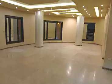 مكاتب للإيجار في شارع محمد هاشم فؤاد، النرجس 3، 280 متر