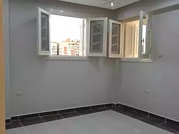شقق للبيع في شارع محمود العيسوي، سيدي بشر بحري، 130 متر