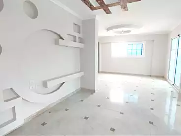 عقارات للإيجار في المنتزه، الاسكندرية، 180 متر