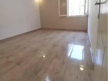 شقق للبيع في شارع عبد الحكيم الرفاعي، المنطقة الثامنة، 160 متر