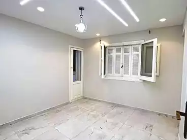 شقق للبيع في البيطاش، العجمي، 120 متر
