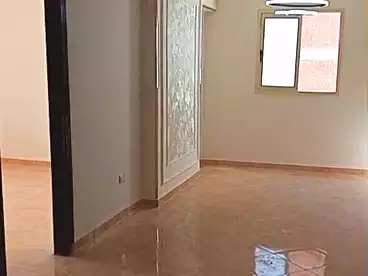 شقق للبيع في شارع نعمه الله، المندرة بحري، 125 متر