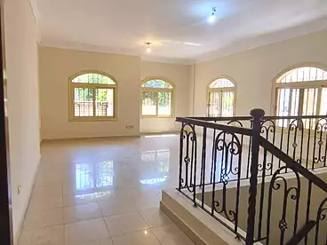 عقارات للإيجار في شارع علي الكسار، النرجس 7، 320 متر