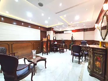 Administrative For sale in El-Gaish Rd, Camp Cesar, 245 sqm