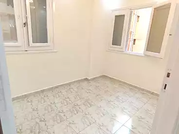 Apartments For sale in Shatee El Nakheel, Al Agamy, 80 sqm