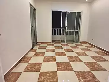 Apartments For sale in Shatee El Nakheel, Al Agamy, 80 sqm
