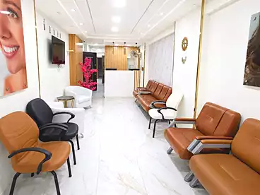 مقر إداري للبيع في طريق قناة السويس، محرم بك، 130 متر
