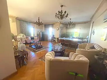 عقارات للبيع في شارع محمد رحيم، الياسمين 3، 200 متر