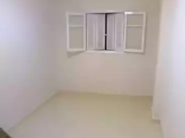 شقق للبيع في شارع الجلاء، فيكتوريا، 100 متر
