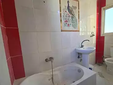 Apartments For sale in El Mandara Bahri, El Mandara, 140 sqm