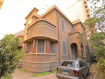 في ونجت، بولكلي، 828 متر