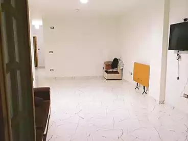 Apartments For sale in El Warsha St., El Hanouvel, 90 sqm