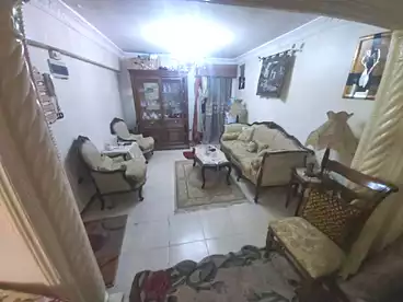 شقق للبيع في شارع خليل حماده، سيدي بشر بحري، 125 متر