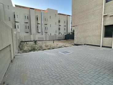 listing-image