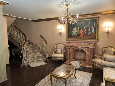 listing-image