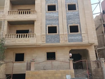 Building For sale in School St