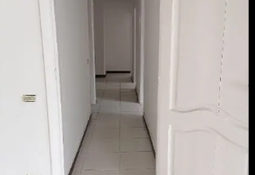 شقة في منطقة ستانلي شارع زكي بدوي