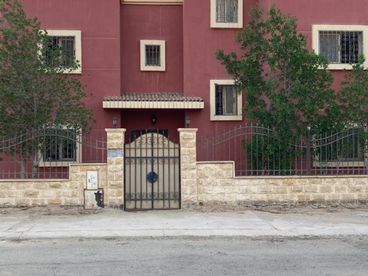 listing-image