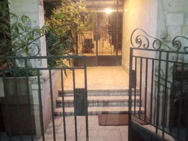 listing-image