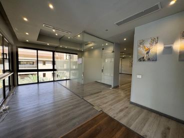 listing-image