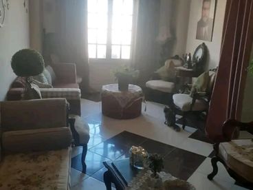 شقة للبيع بي كومبوند فاروس علي الشارع الرئيسي العجمي ابو يوسف الدور الثامن