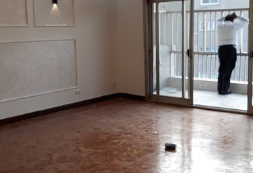 listing-image