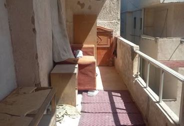 listing-image