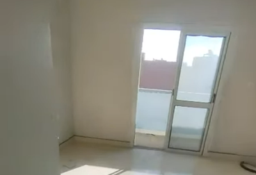 شقه للبيع شارع جانبي من نادى التنميه والبنك الأهلى