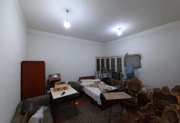 listing-image
