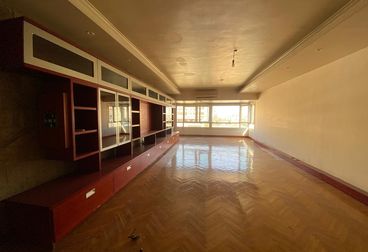 listing-image