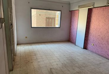 listing-image
