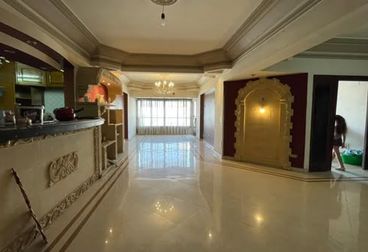 listing-image